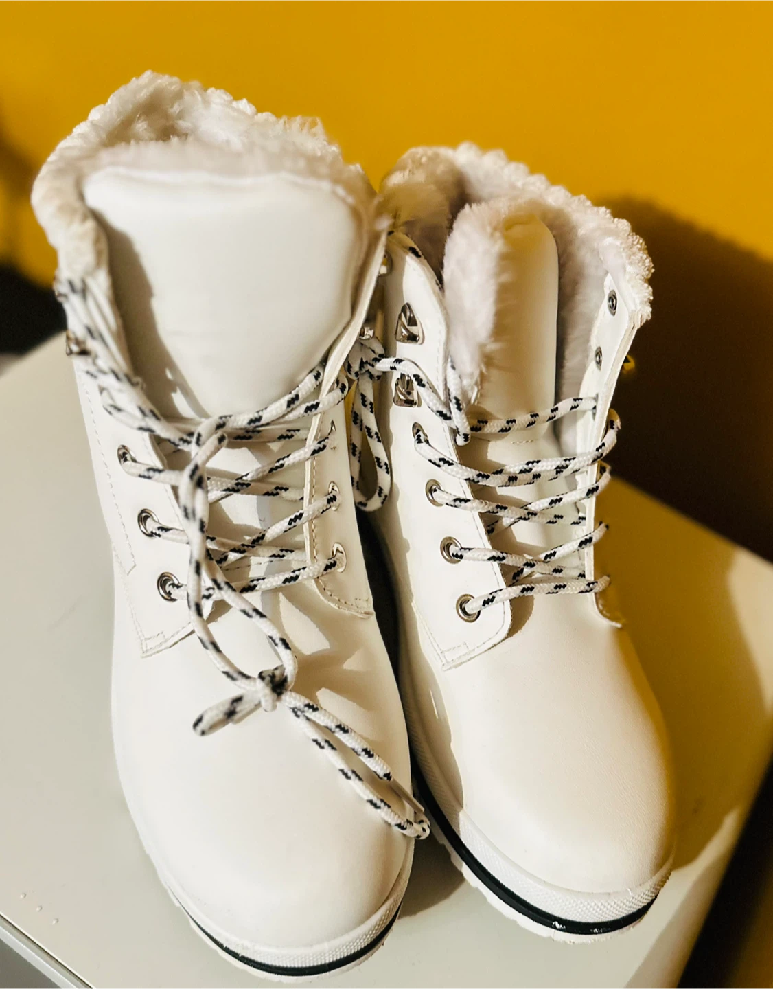 White Faux Fur Lined Lace-Up Boots - photo 2