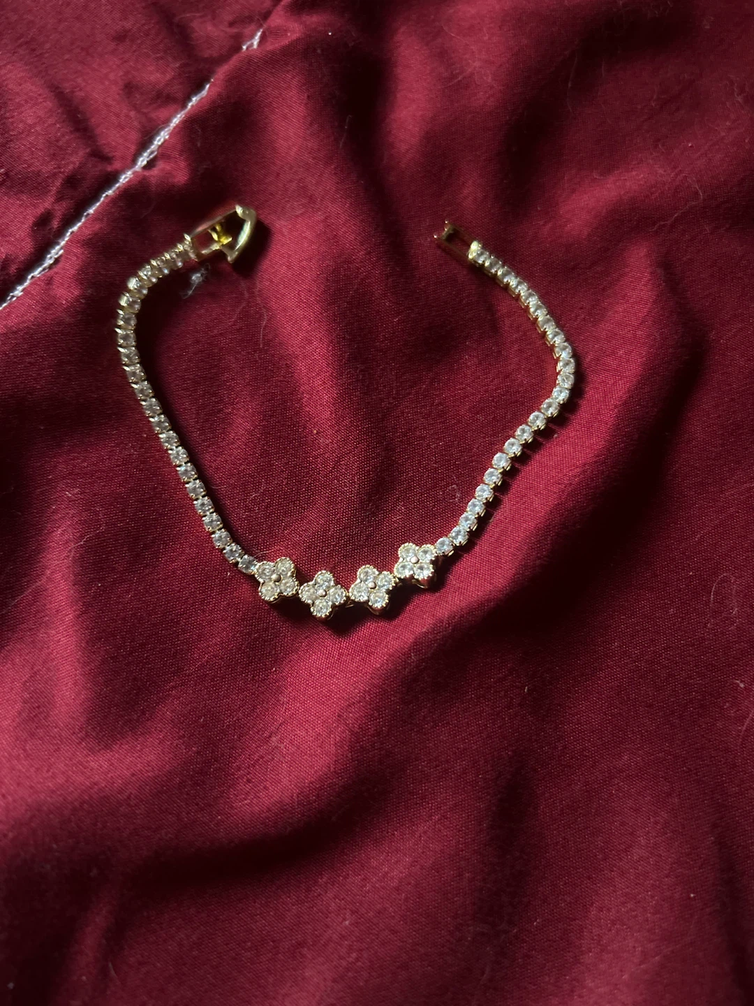 Clover tennis bracelet
