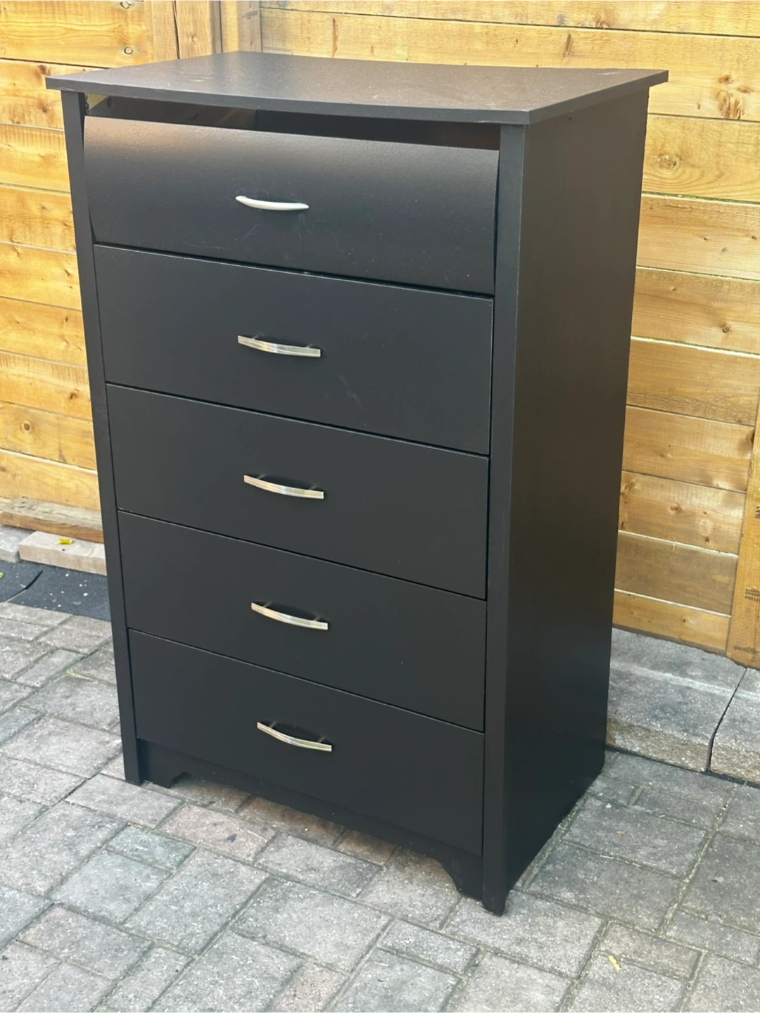 🪑 Black 5‑Drawer Dresser – Good Condition