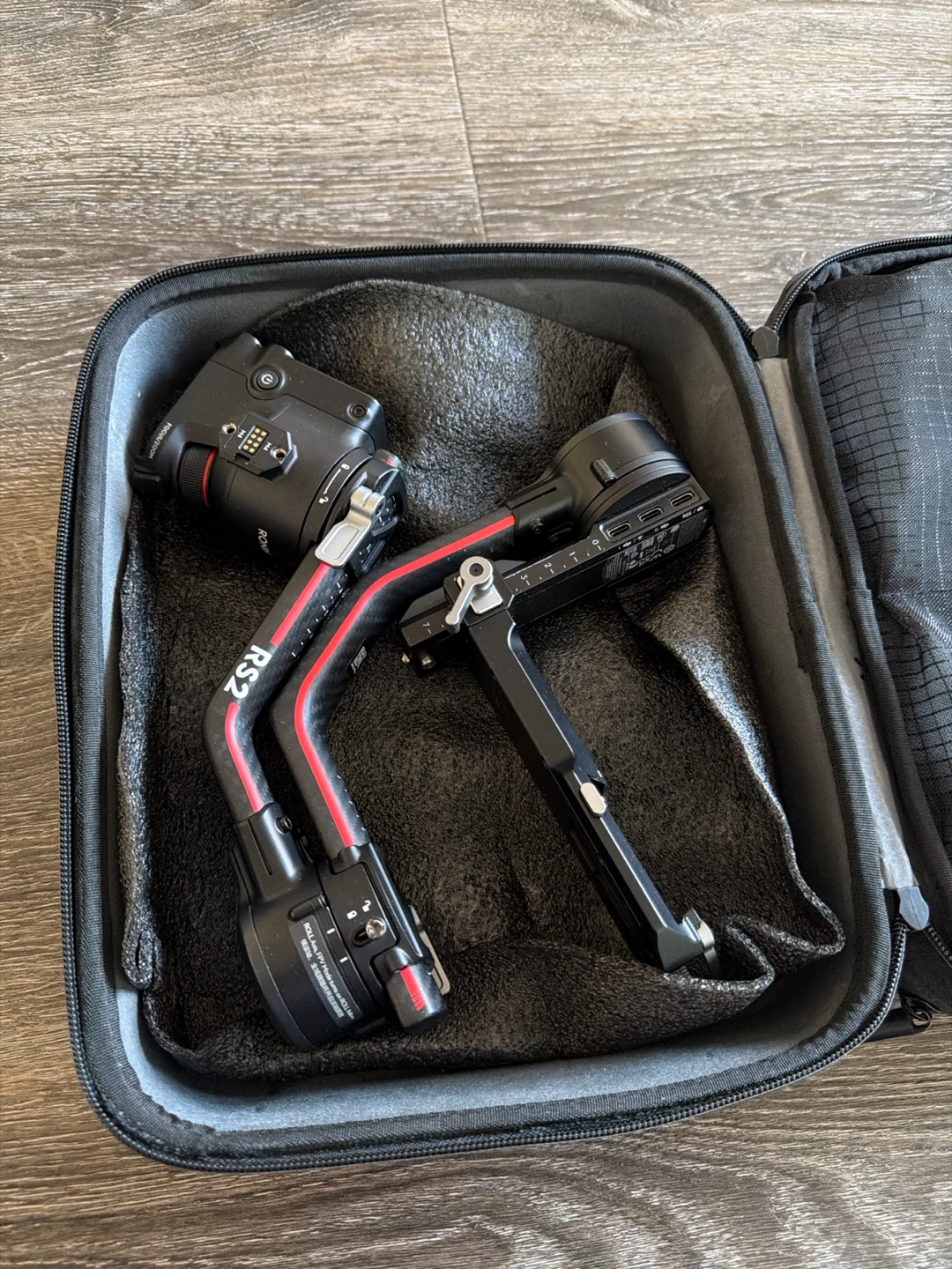 DJI Ronin RS 2 Gimbal – Excellent Condition – Complete Box