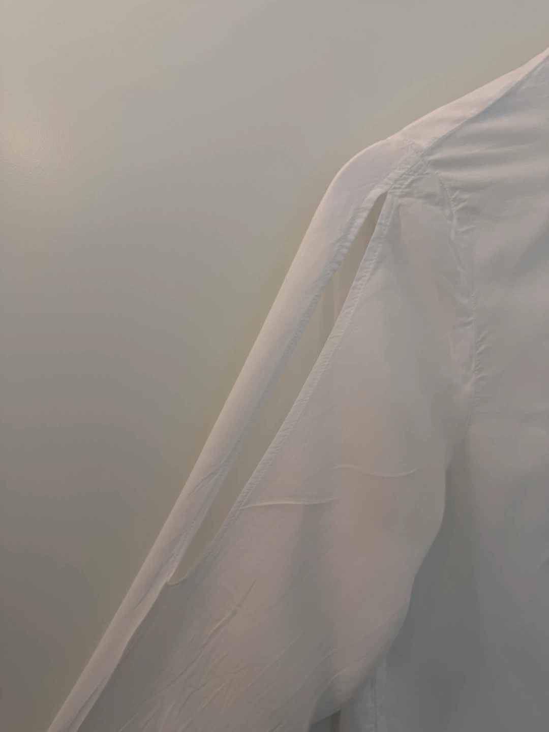Velvet by Graham & Spencer White Long Sleeve Blouse - photo 3