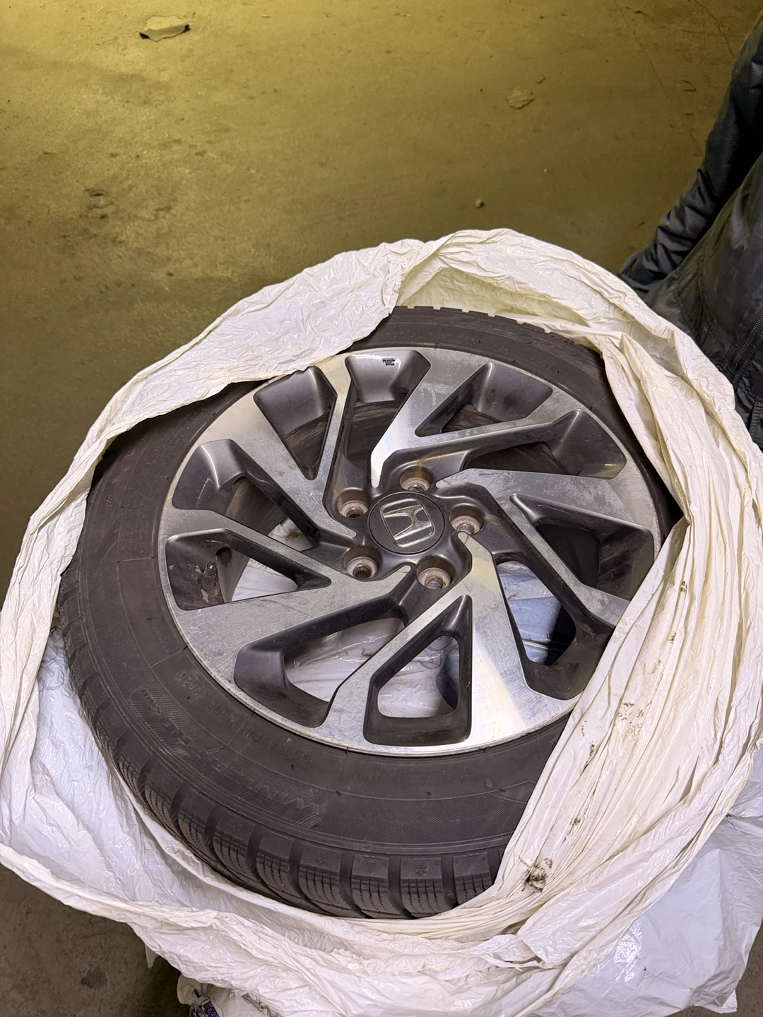 Set of 4 Honda Winter Tires and Rims