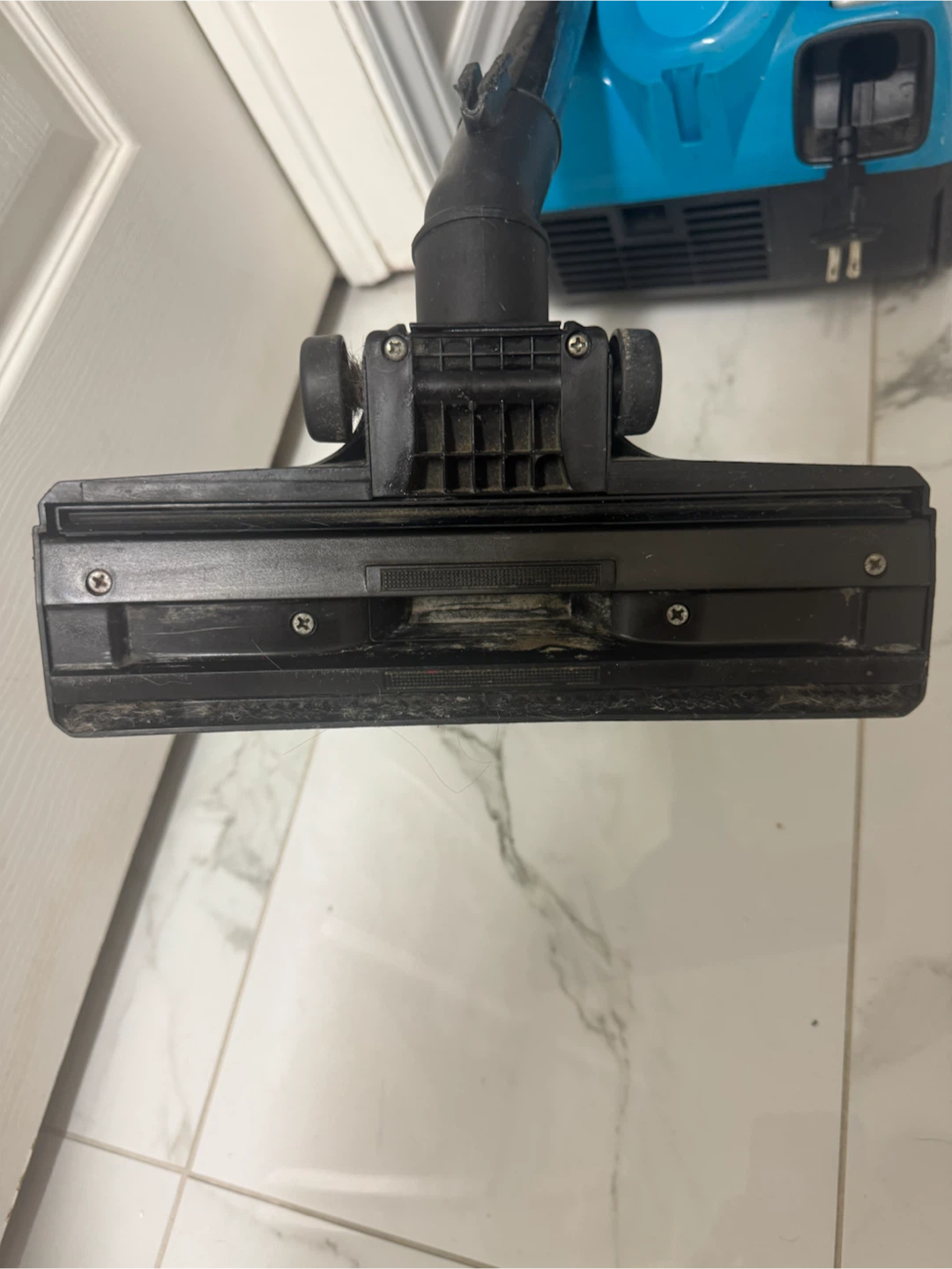 Bissell PowerForce Canister Vacuum - photo 5
