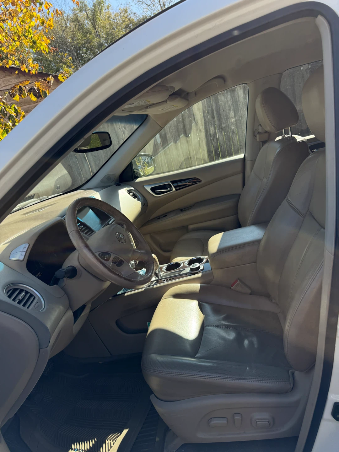 Nissan Pathfinder 4WD SL - photo 5