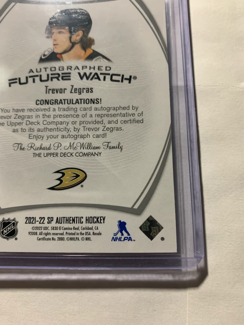 2021-22 Upper Deck SP Authentic Trevor Zegras Auto Card - photo 5