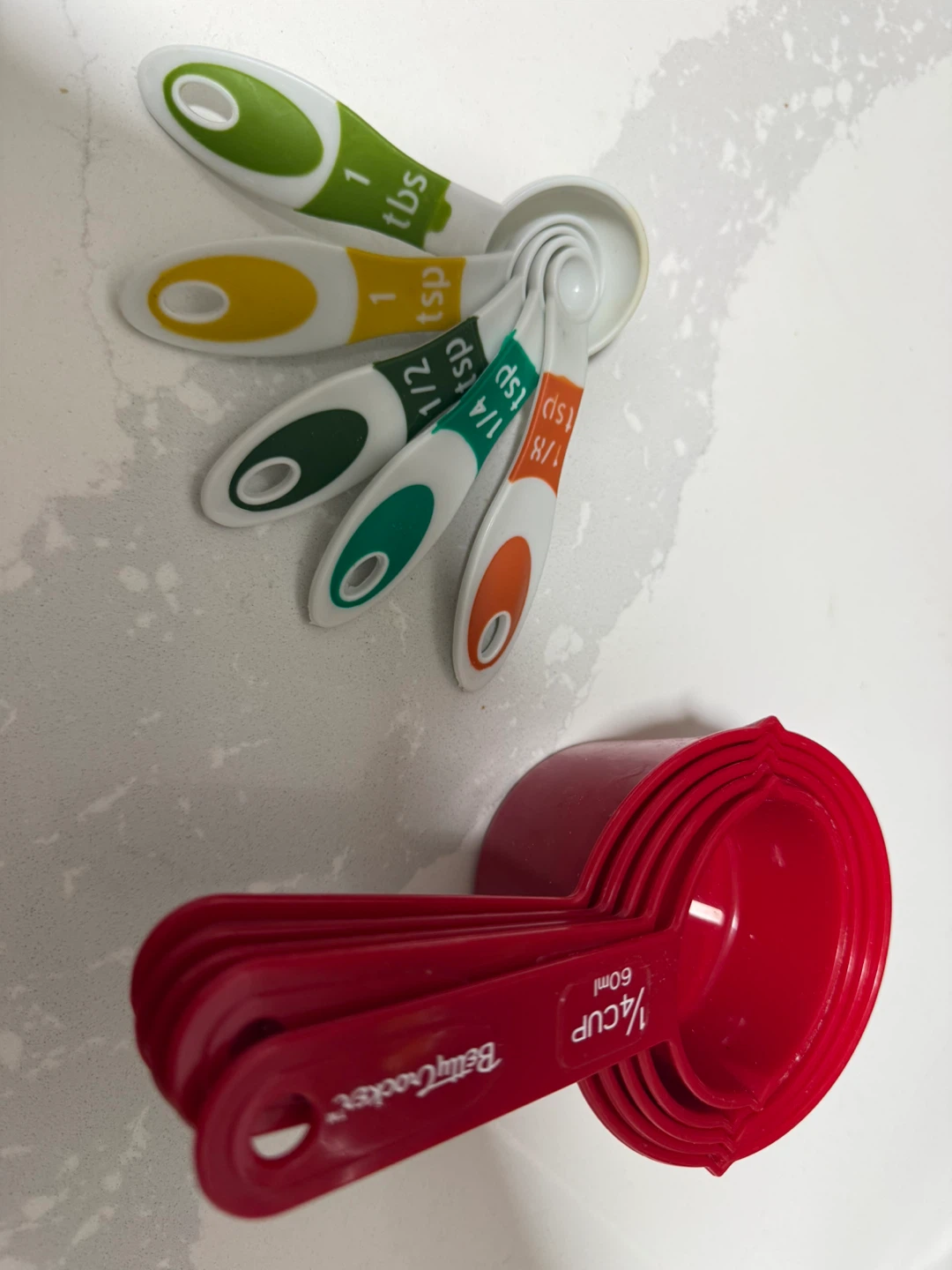 Betty Crocker Measuring Cups and Spoons