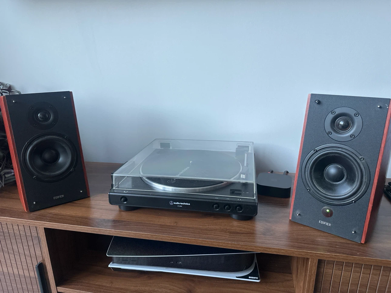 Edifier R2000DB Bookshelf Speakers