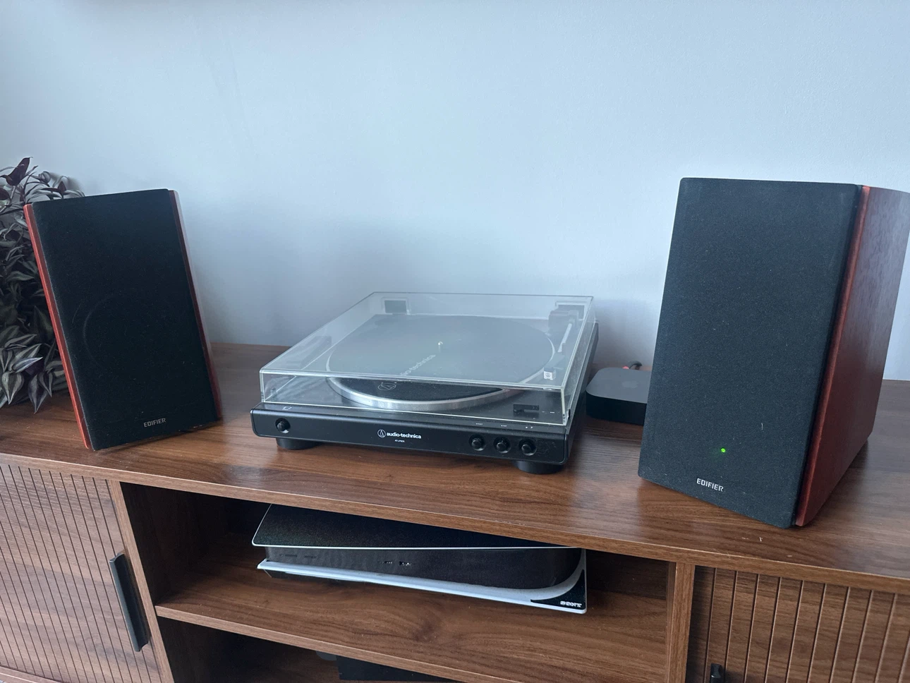 Edifier R2000DB Bookshelf Speakers - photo 2