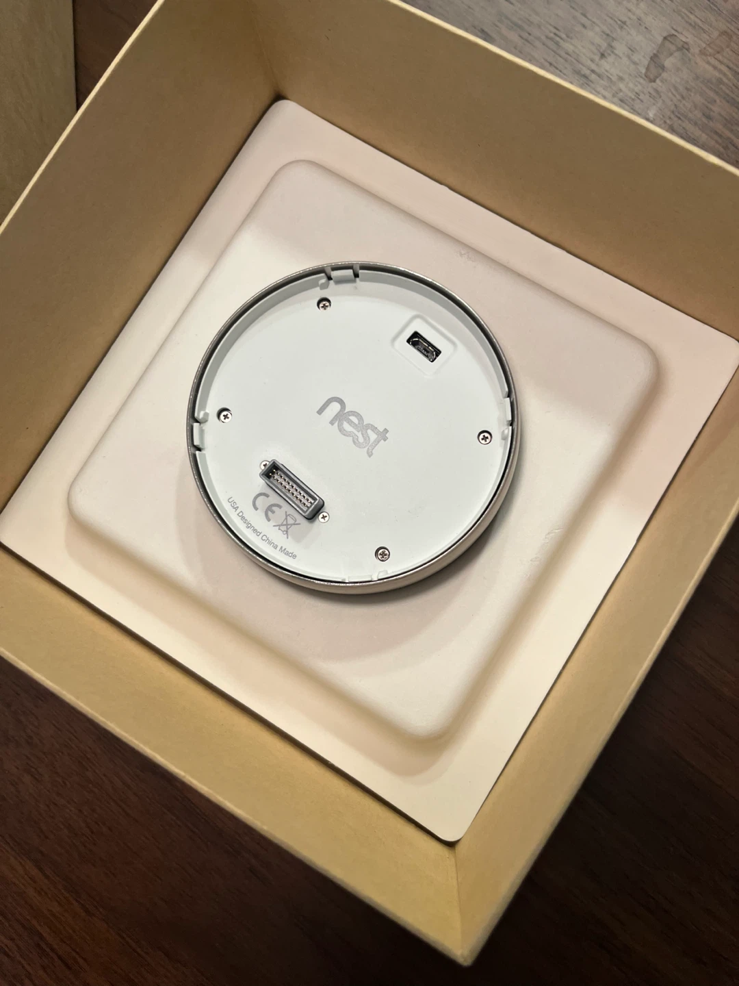 Nest learning thermostat - photo 2