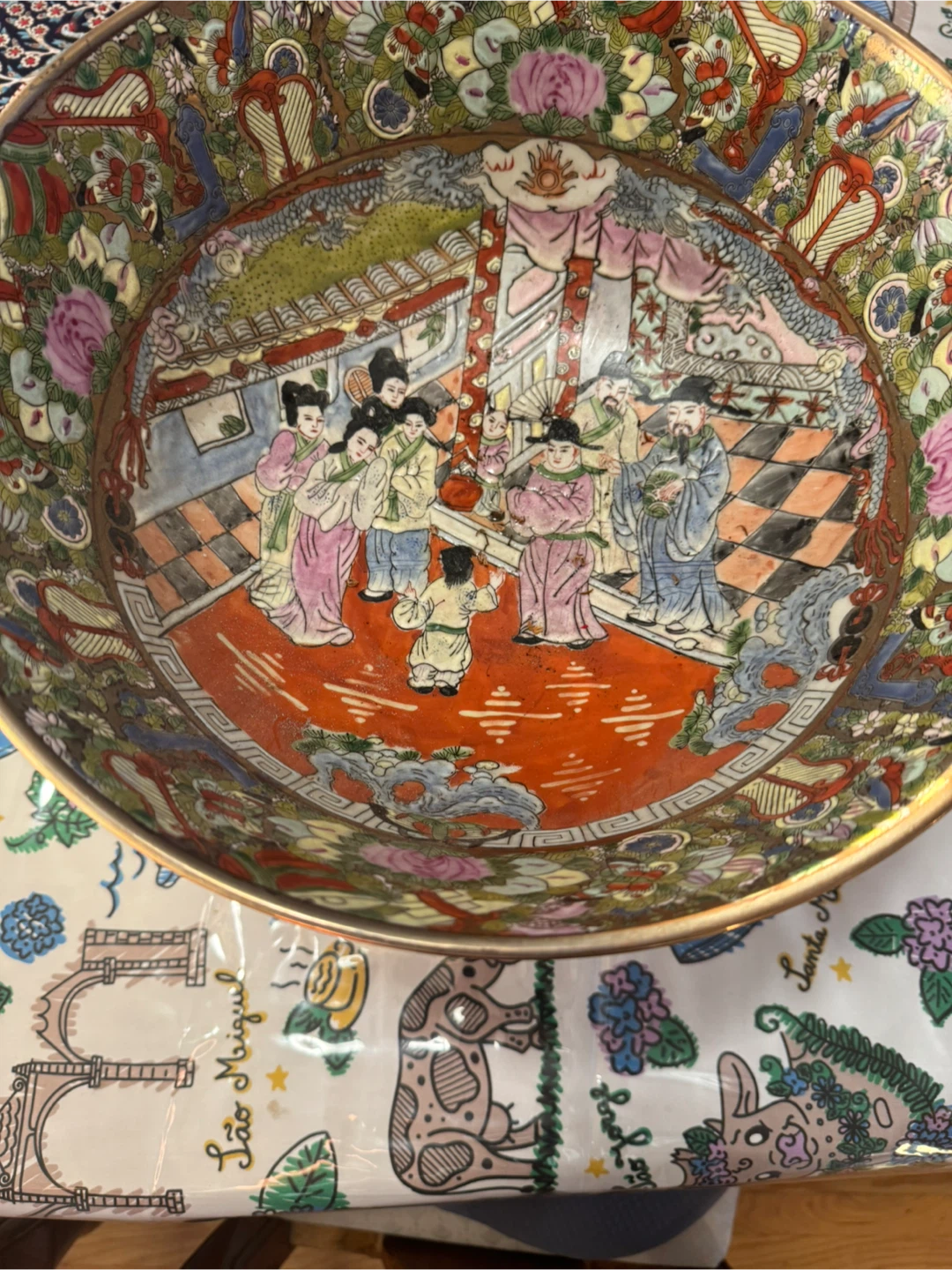 Decorative Chinese Porcelain Bowl - photo 2