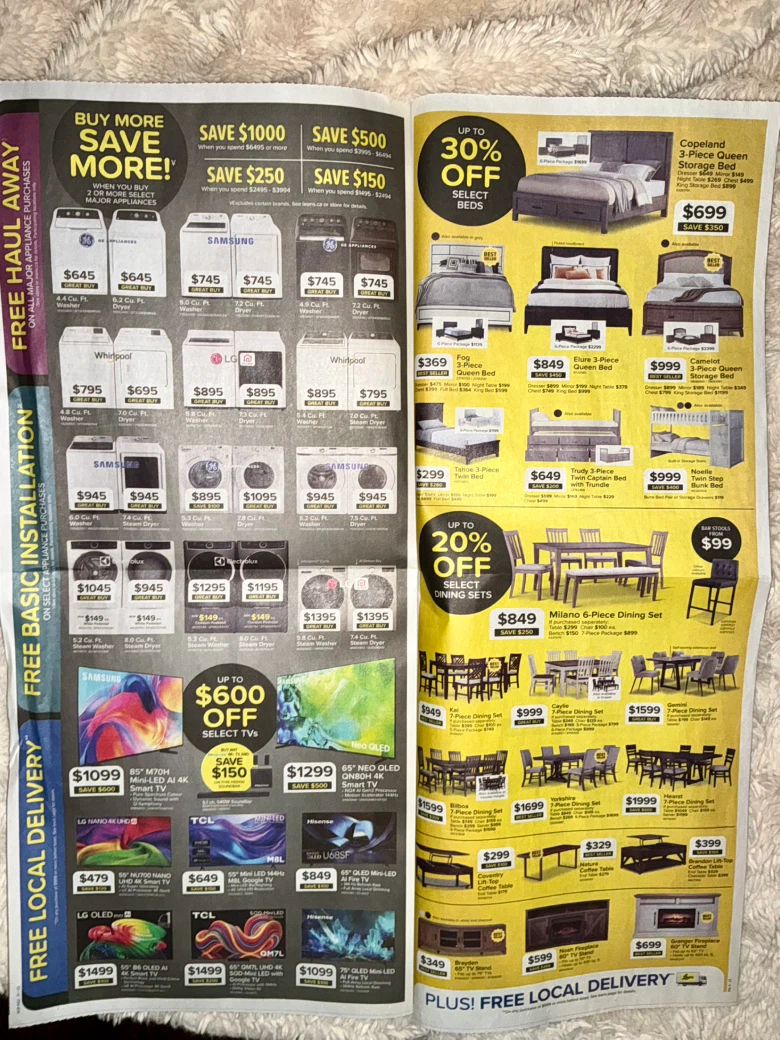 Leons sale pamphlet - photo 3