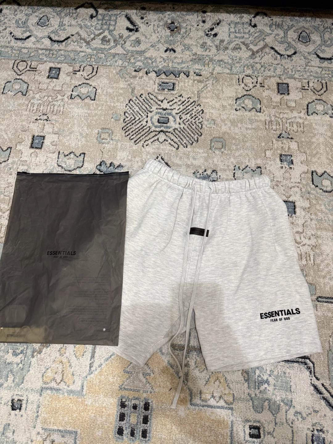 Essentials Fear of God Sweat Shorts Light Grey