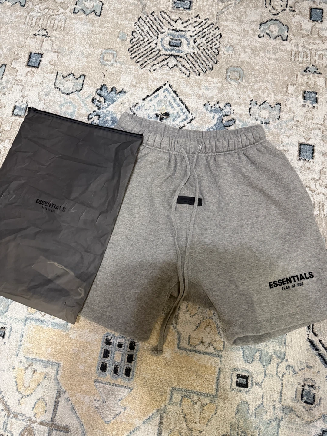 Essentials Fear of God Sweatshorts Gray
