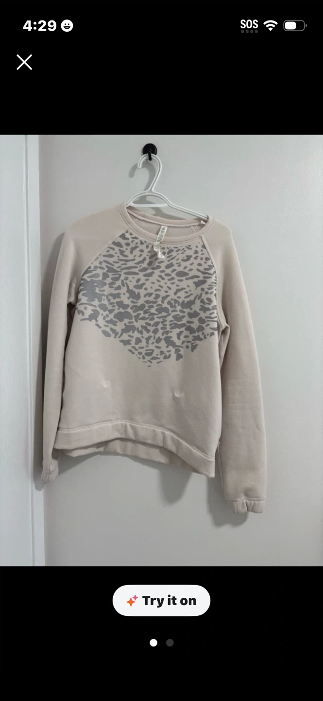 Lululemon Athletica Sweatshirt Size 8
