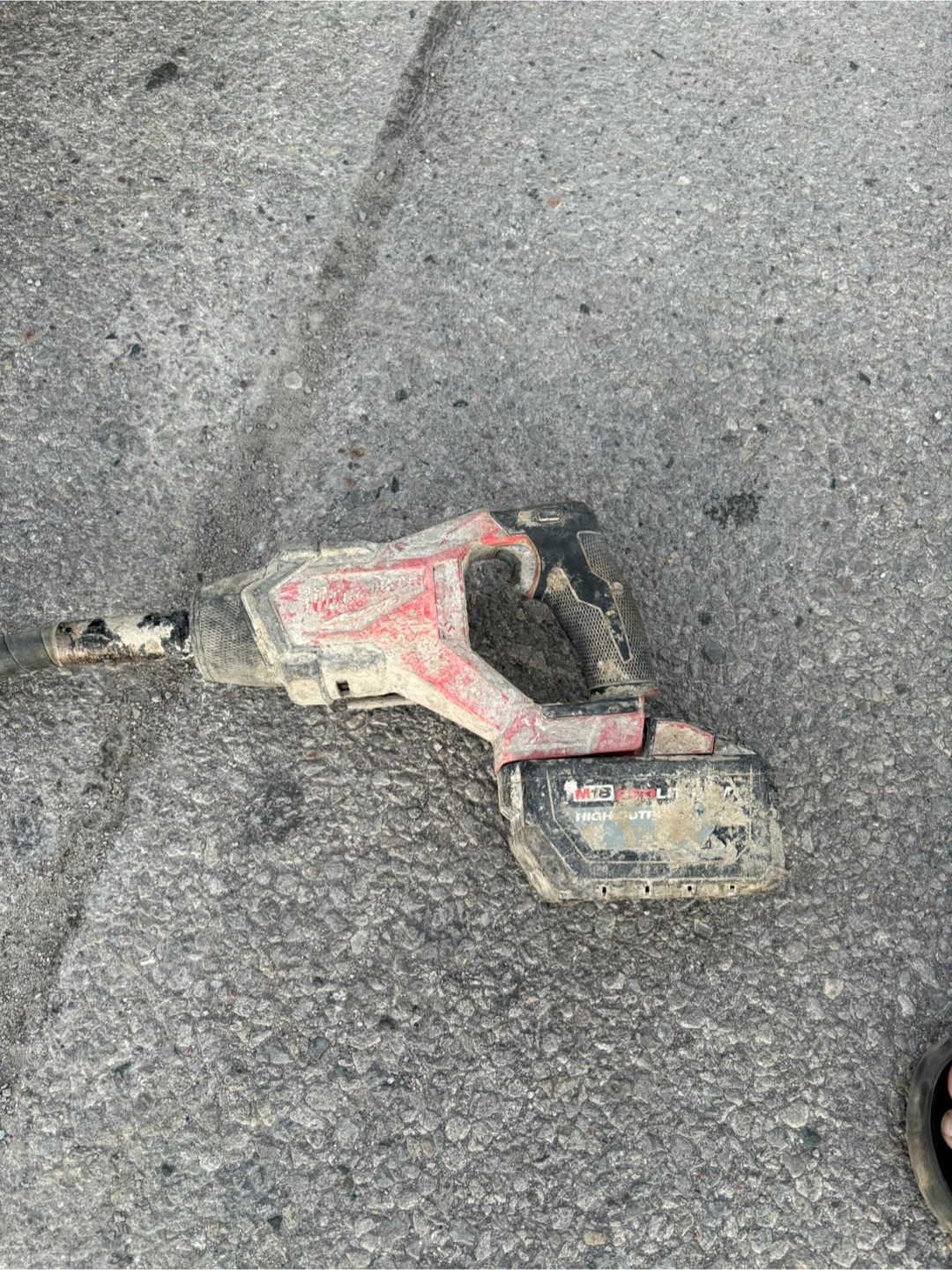 Milwaukee M18 Fuel Concrete Vibrator - photo 3