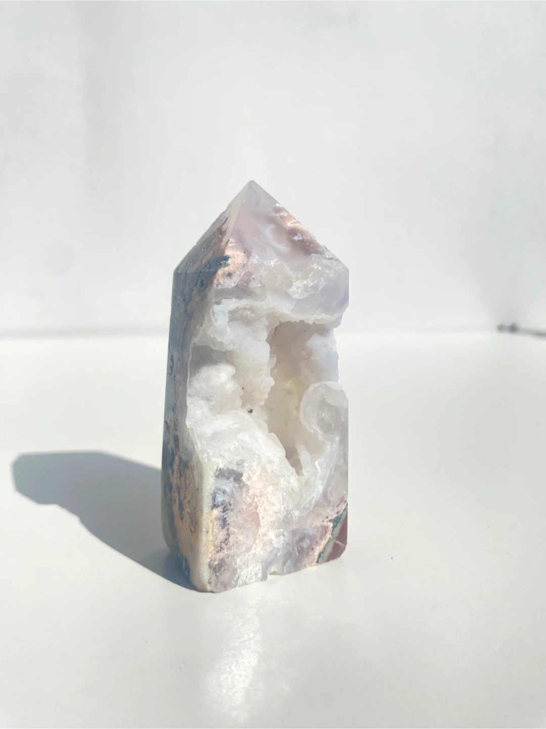 UV Reactive Agate Tower - photo 3