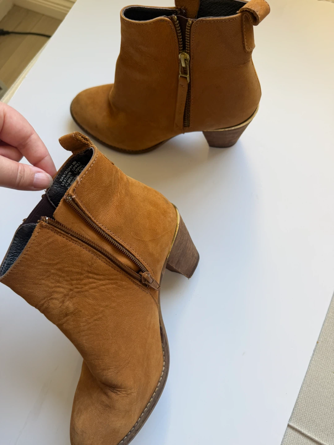 Steve Madden tan leather ankle boots - photo 2