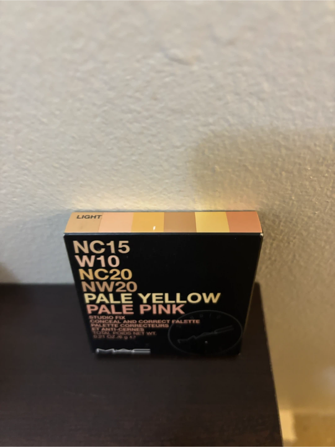 NEW-MAC Studio Fix Conceal and Correct Palette - Light - photo 2