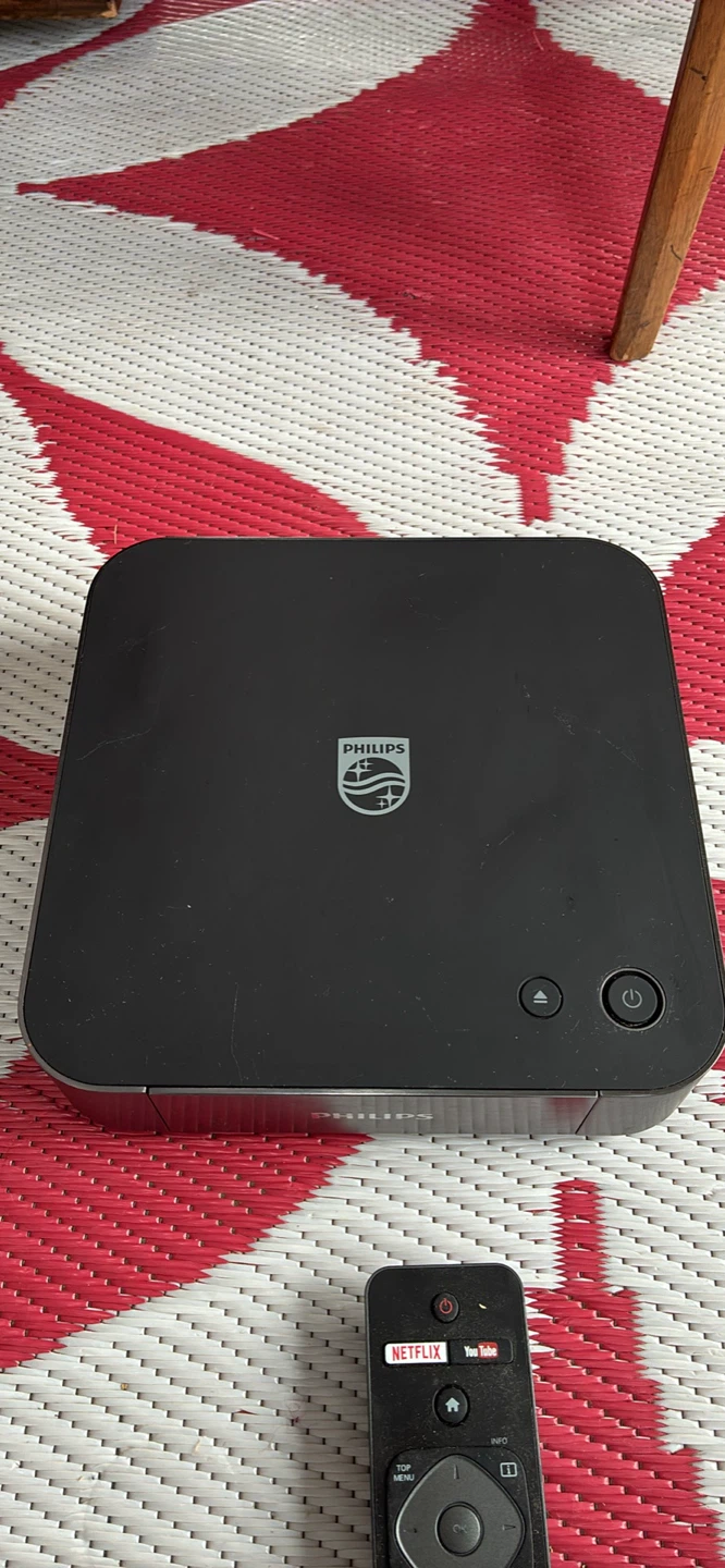 PHILIPS 4K Ultra HD Blu-ray Player - photo 2