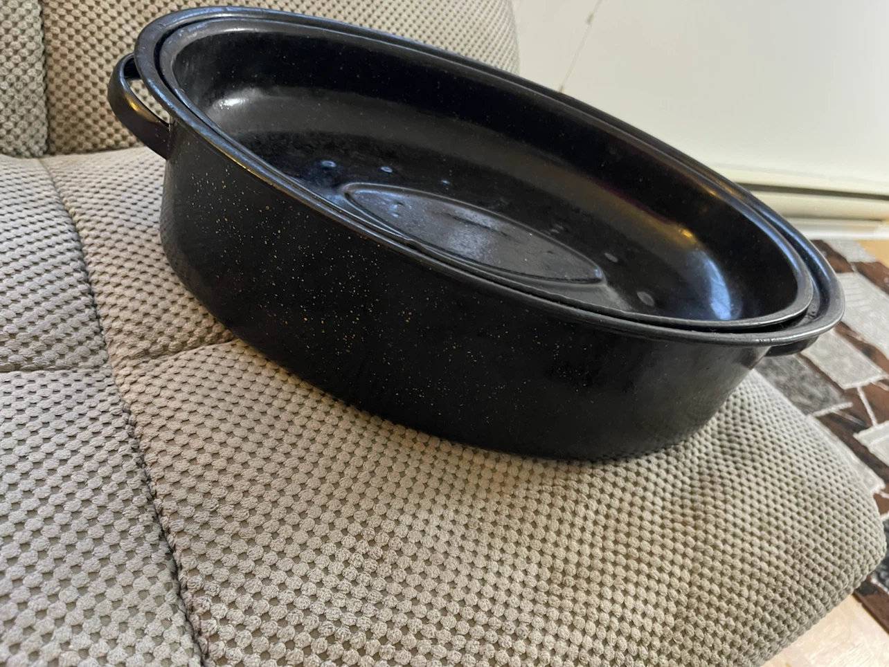 Black Enamel Roasting Pan - photo 2