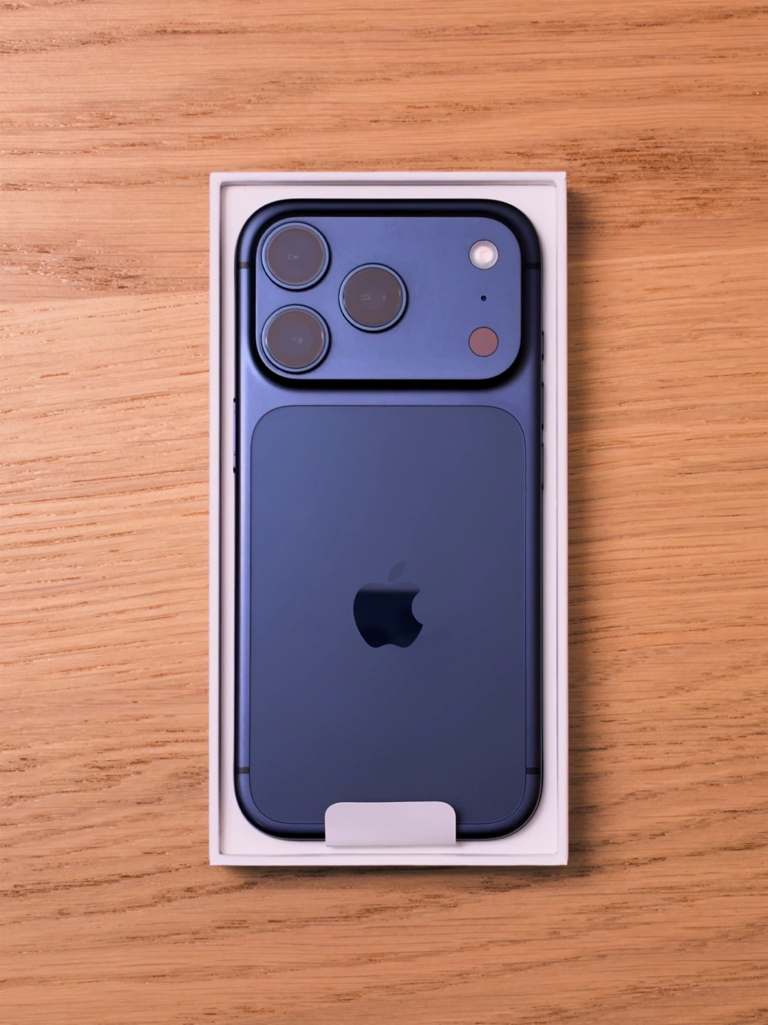 iPhone 17 Pro Deep Blue 256 GB - photo 2