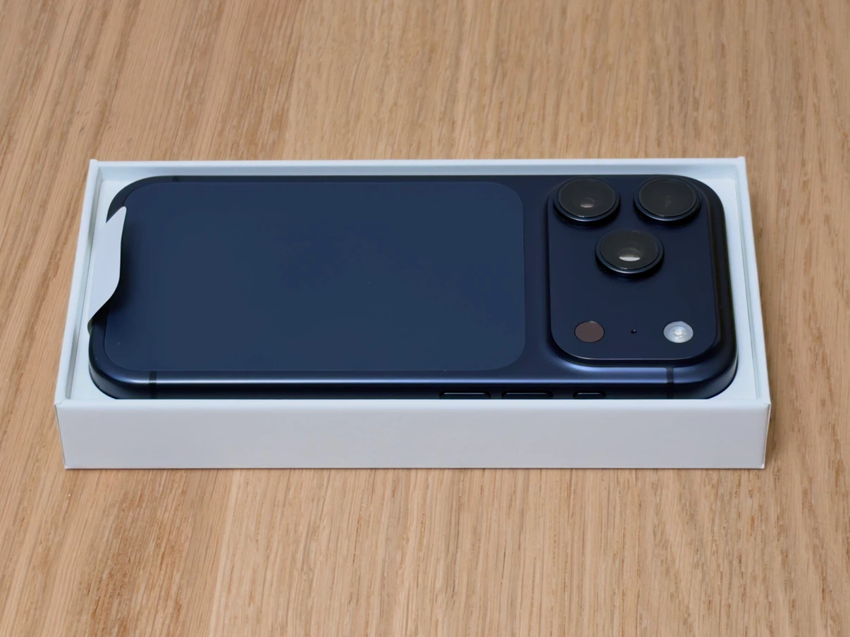 iPhone 17 Pro Deep Blue 256 GB - photo 4