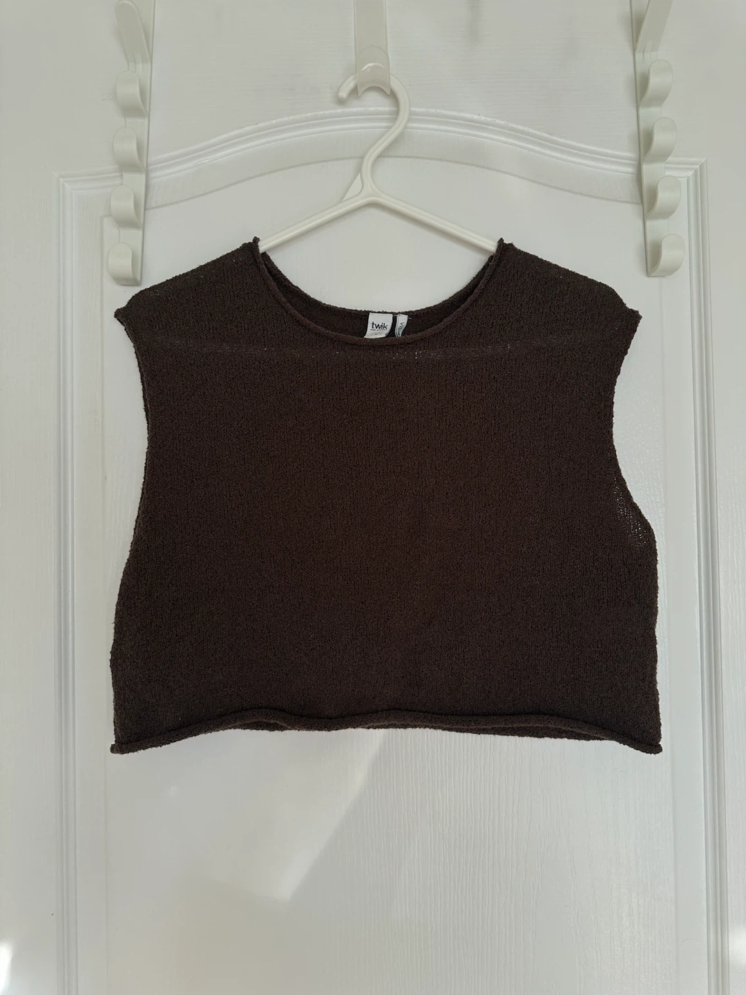 Twik par Simons Brown Cropped Knit Top