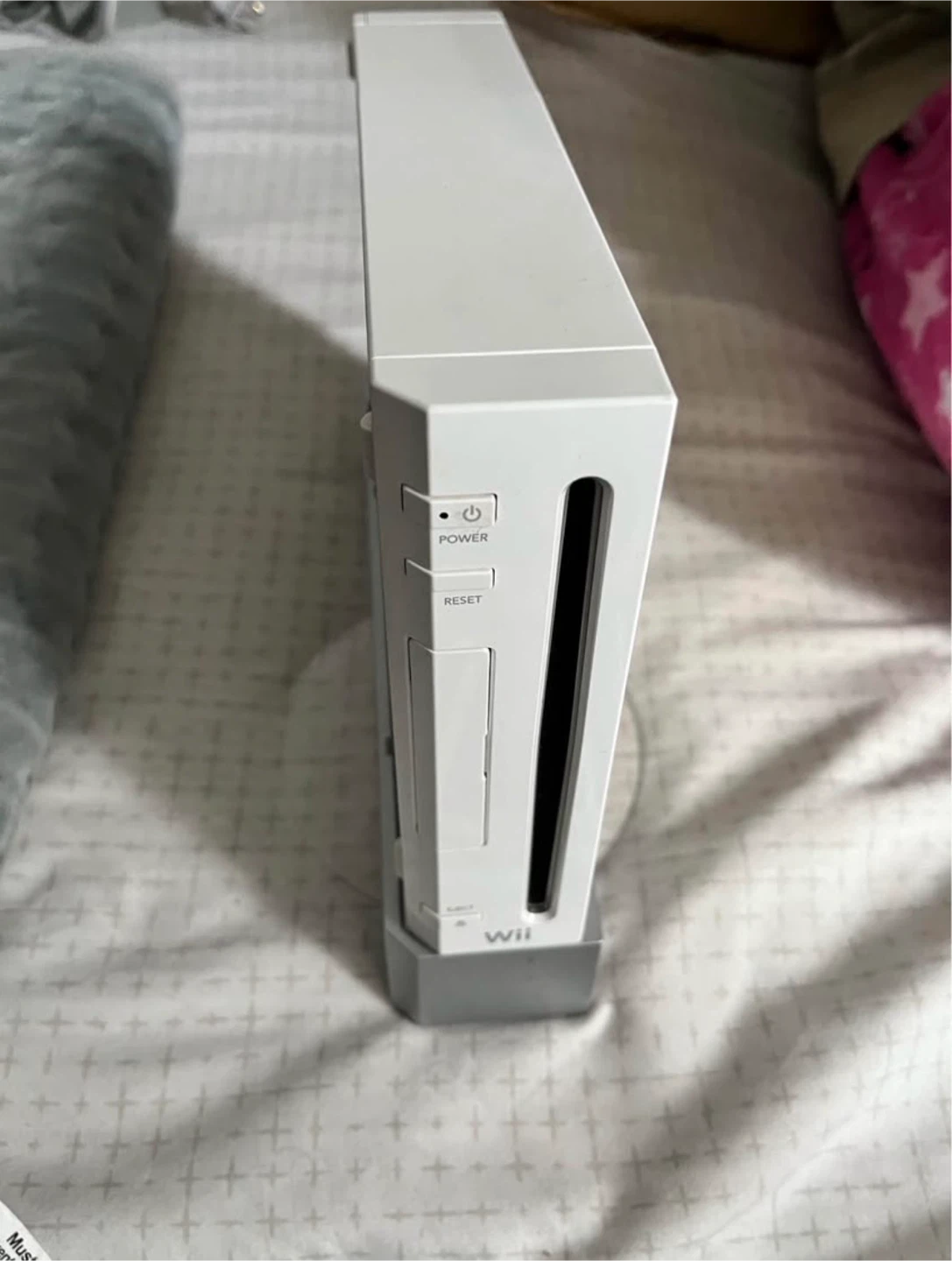 Nintendo Wii Complete Bundle + 2 Games of Your Choice