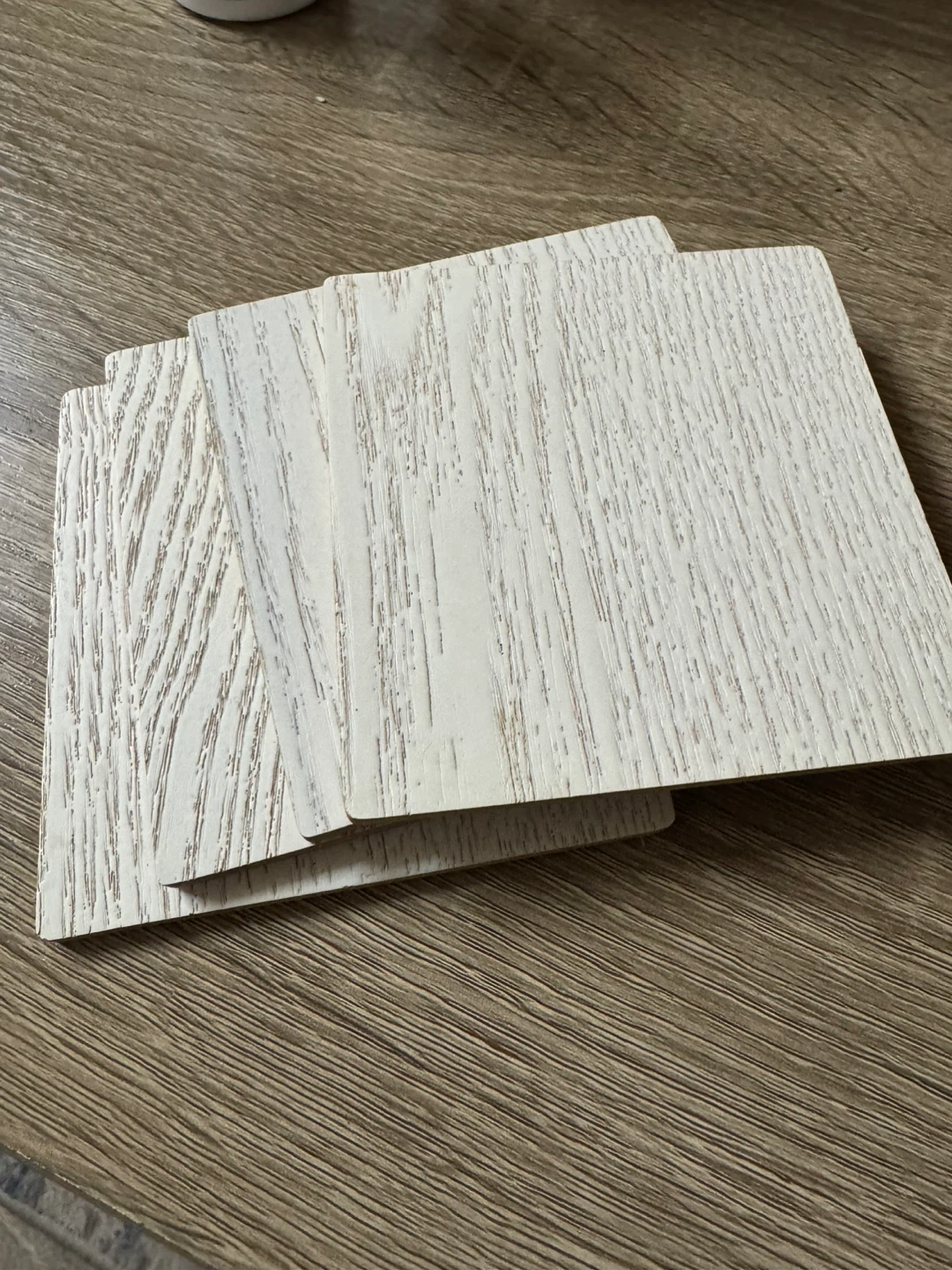Set of 4 white wood grain coasters - photo 2