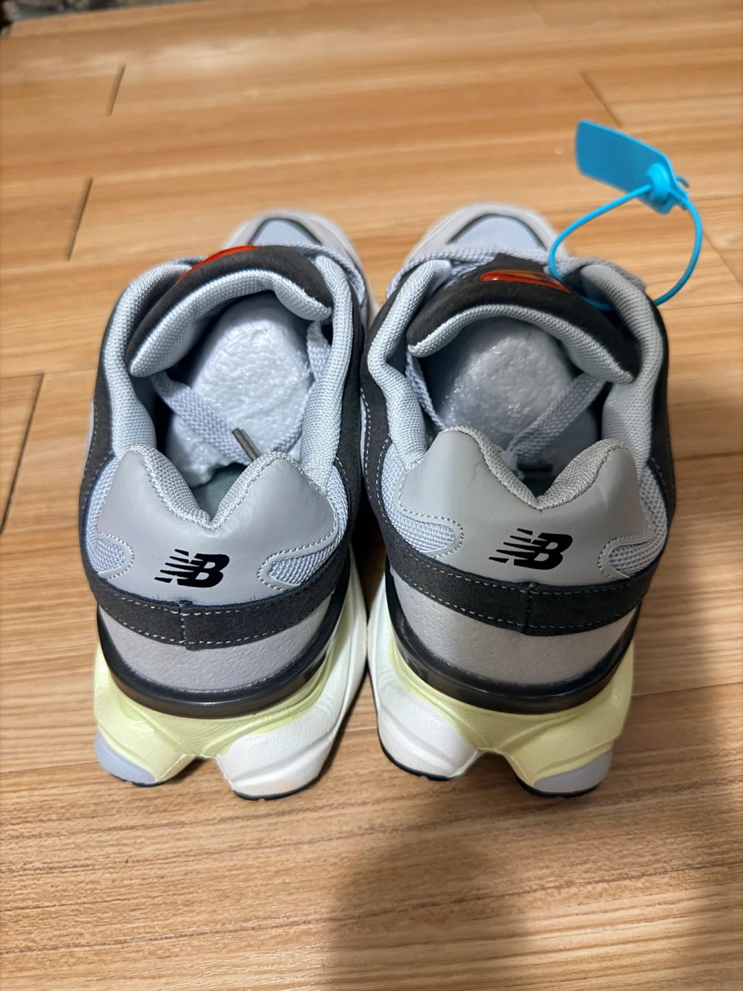New Balance 9060 Grey Sneakers - photo 2