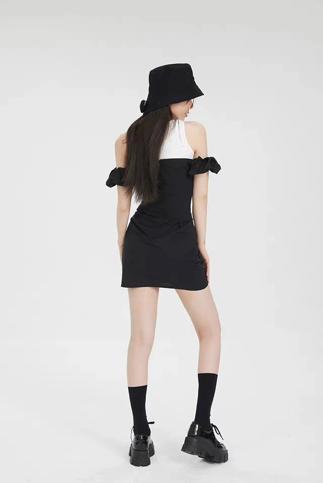 Brand New Black Off-Shoulder Ruffle Mini Dress – Size S/M - photo 4
