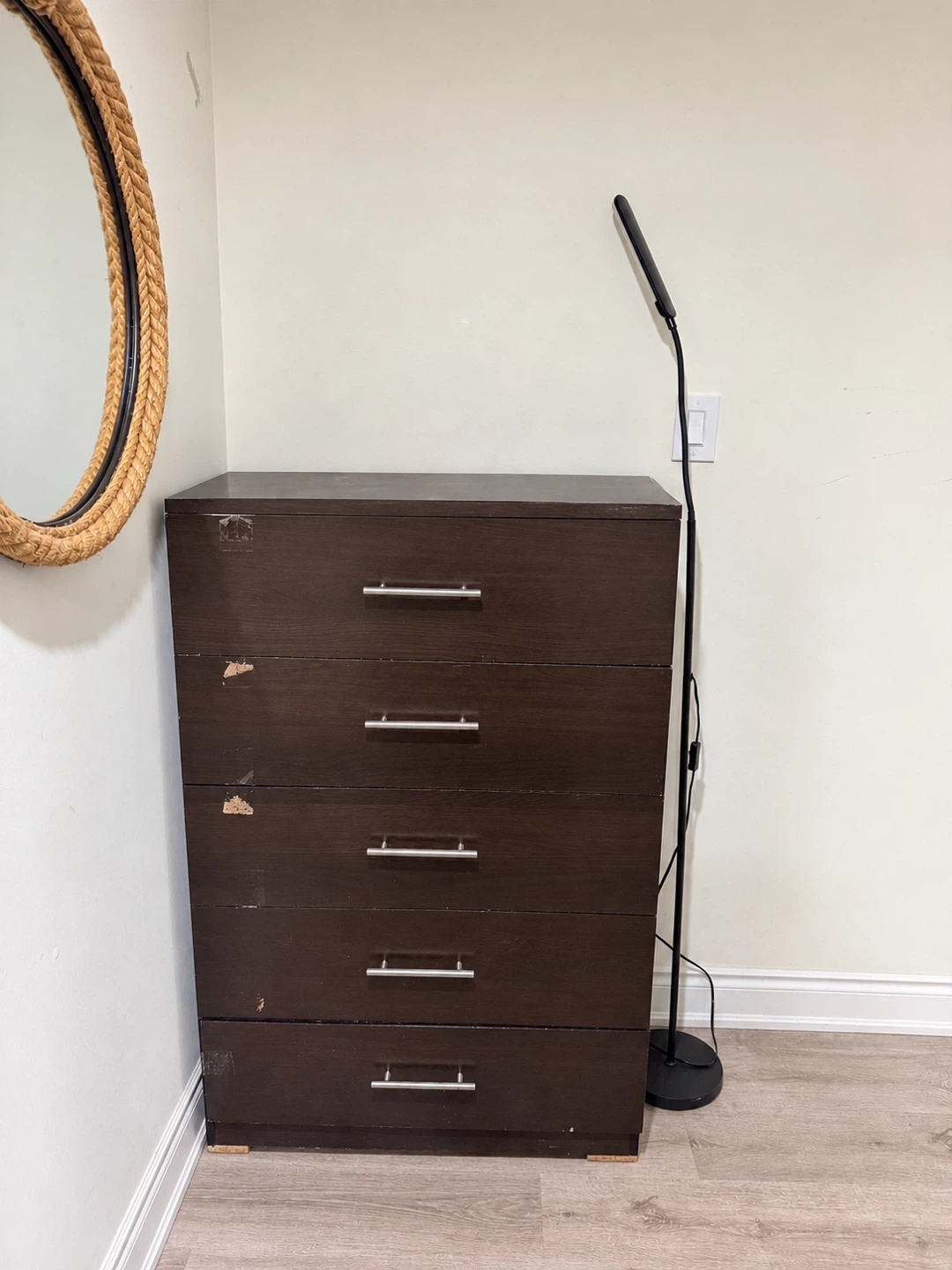 Wooden Dresser with 5 Drawer