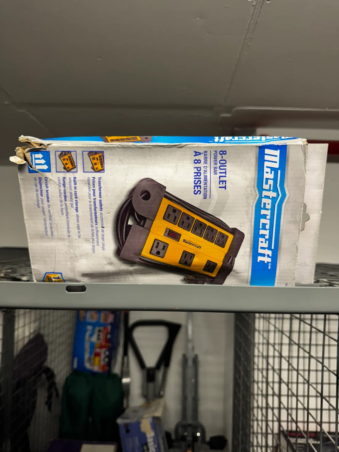 Mastercraft 8-Outlet Power Bar