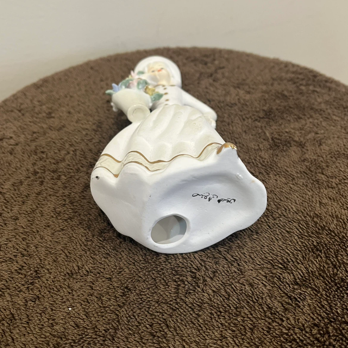 Vintage Porcelain Girl Figurine with Flower Basket - photo 3