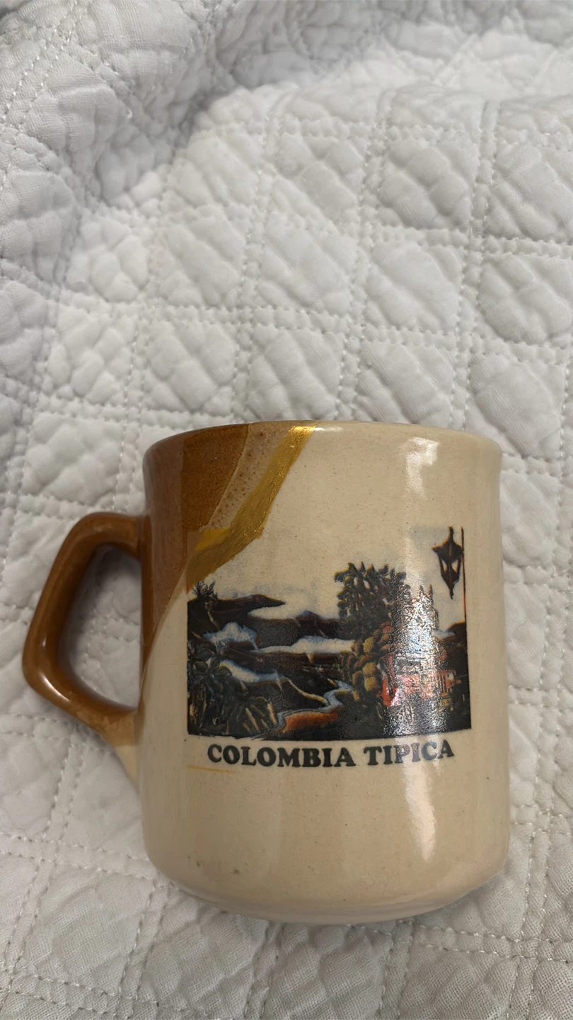 Colombia Tipica Souvenir Ceramic Mug - photo 2