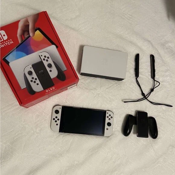 Nintendo Switch OLED Model White - photo 2