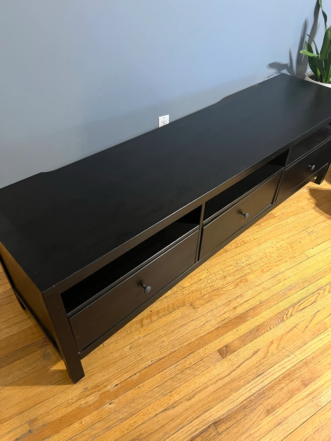IKEA Hemnes TV Stand Black - photo 3