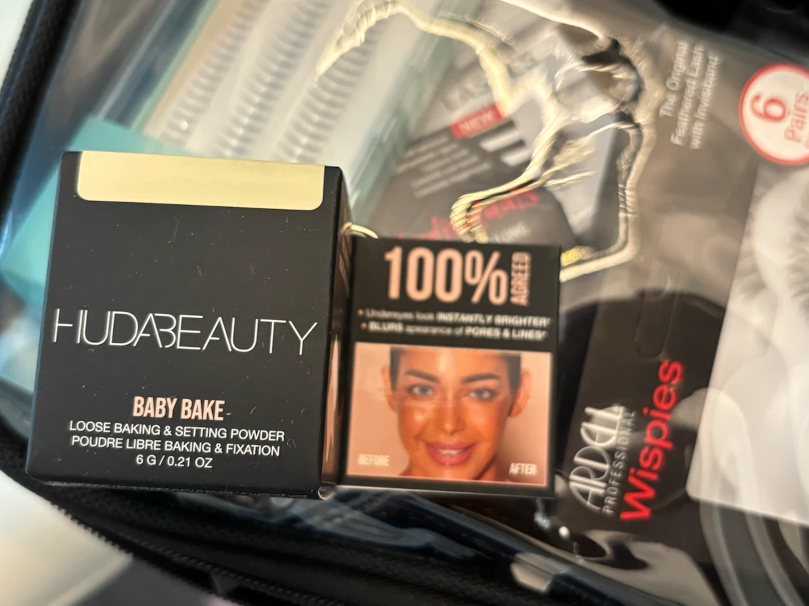 Huda Beauty Baby Bake Setting Powder