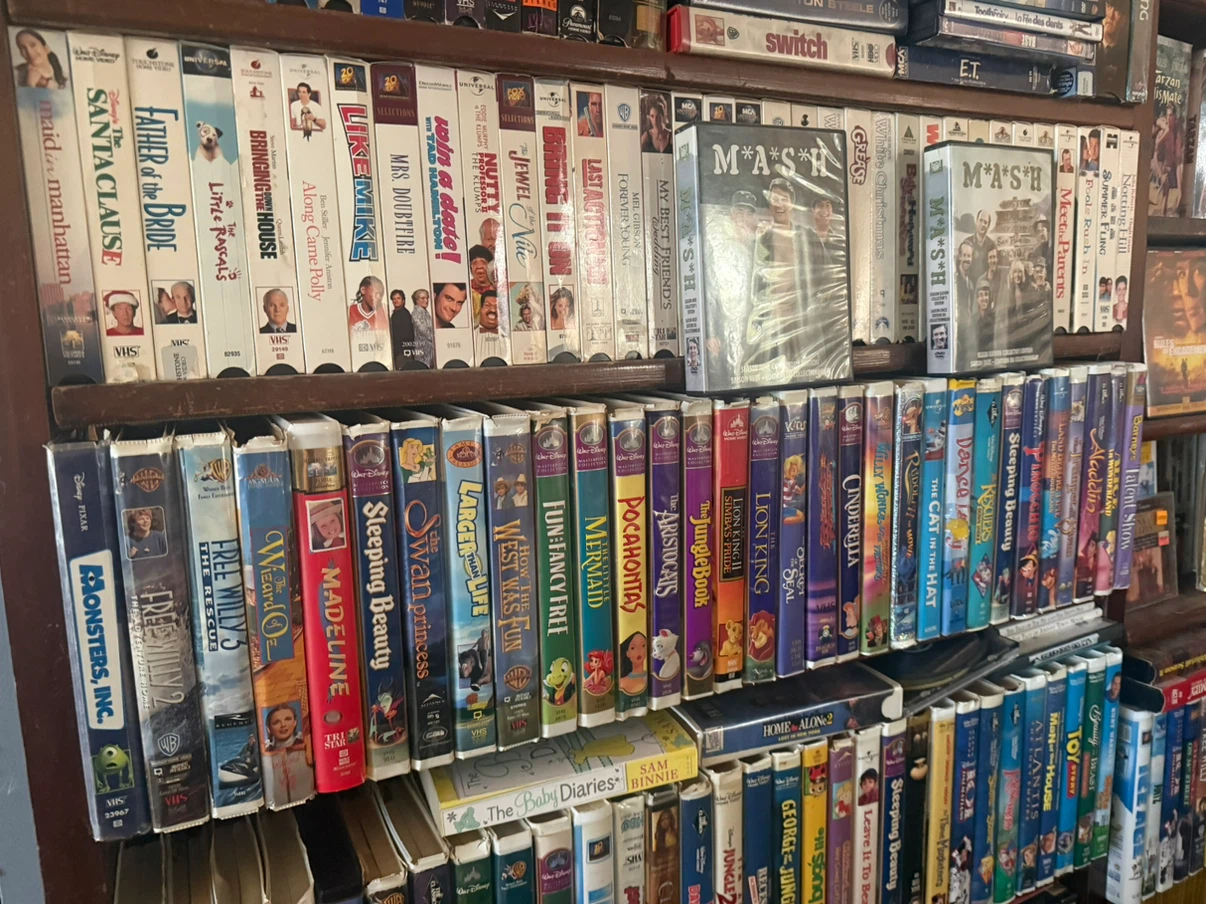 450+ vintage VHS collection MUST GO THIS WEEKEND - photo 4