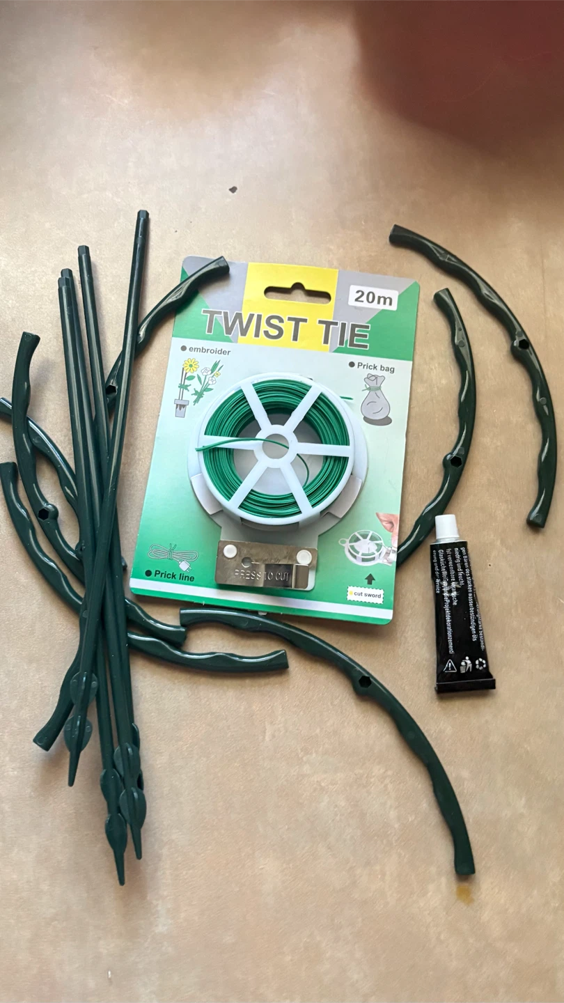 20m Garden Twist Tie with Plant Supports