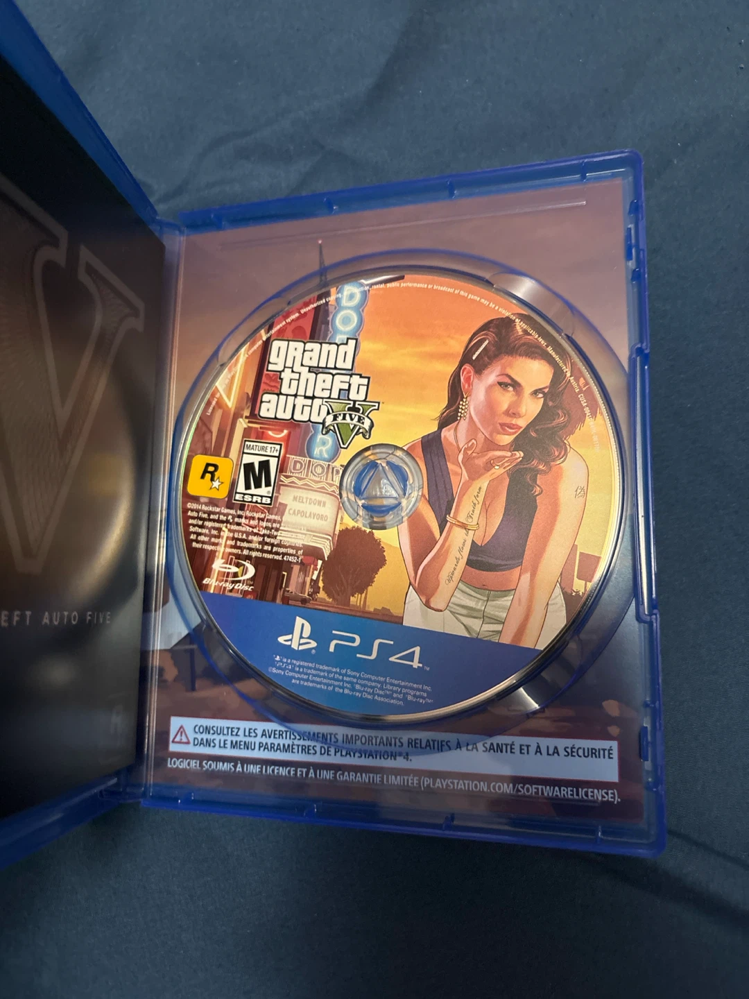 Grand Theft Auto V Premium Edition for PS4 - photo 2
