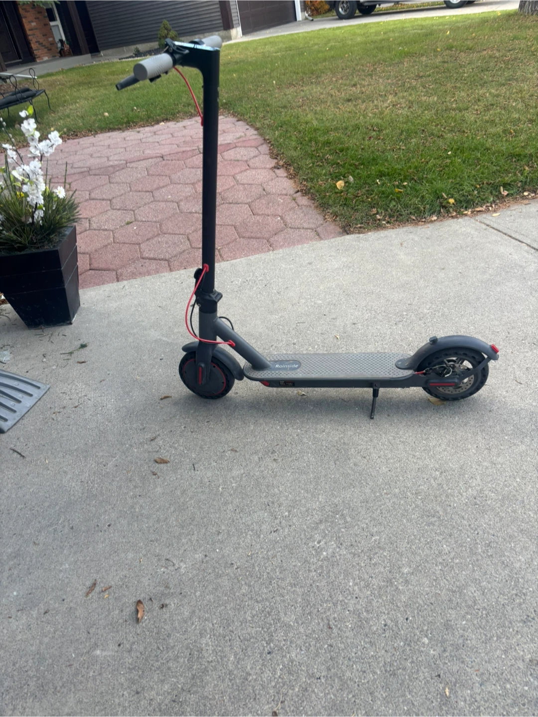 Roinside electric scooter OBO