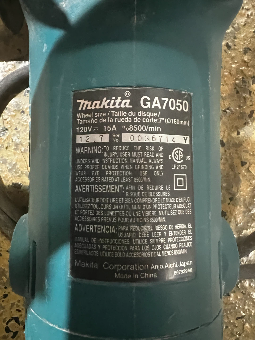 Makita GA7050 7-inch Grinder with diamond blade - photo 2