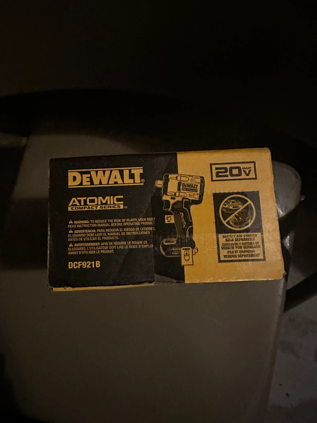 Firm price DEWALT ATOMIC 20V MAX 1/2-inch Impact Wrench DCF921B - photo 3