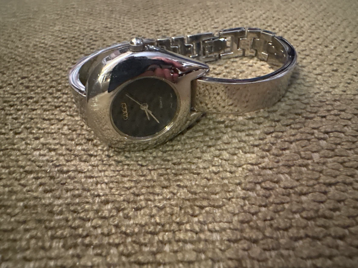 Gucci Women's Quartz Watch