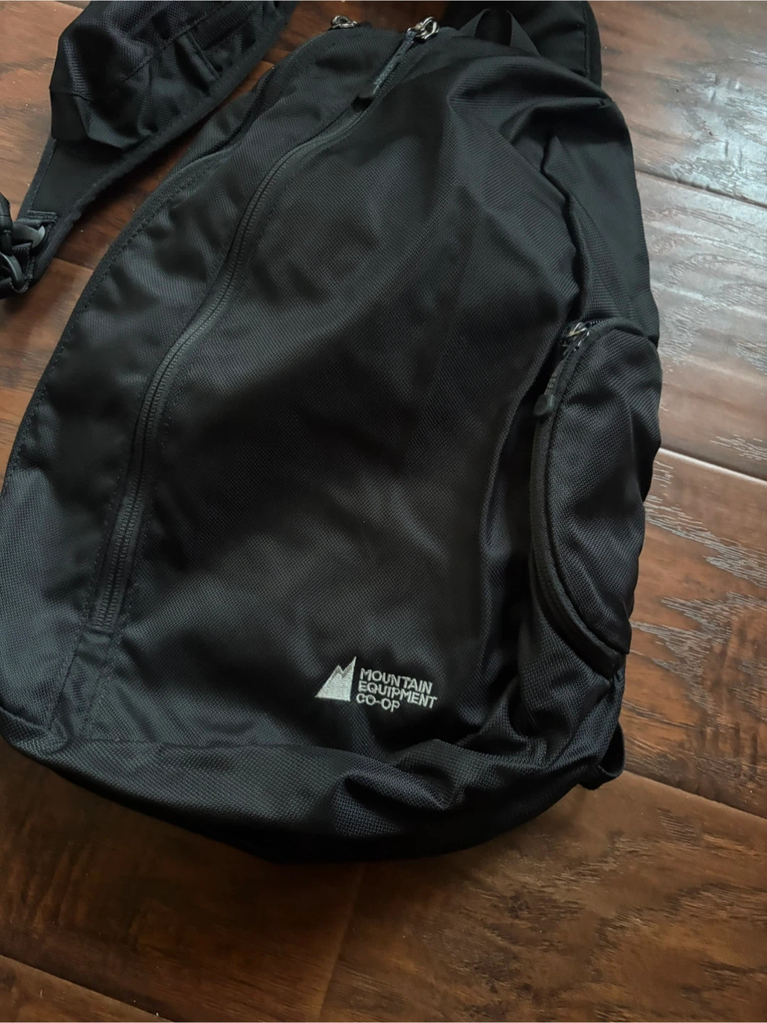 Vintage MEC Mountain Equipment Coop crossbody tri sling bag - photo 2