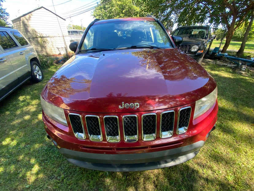 2011 JEEP COMPASS LATITUDE $3650 - photo 4