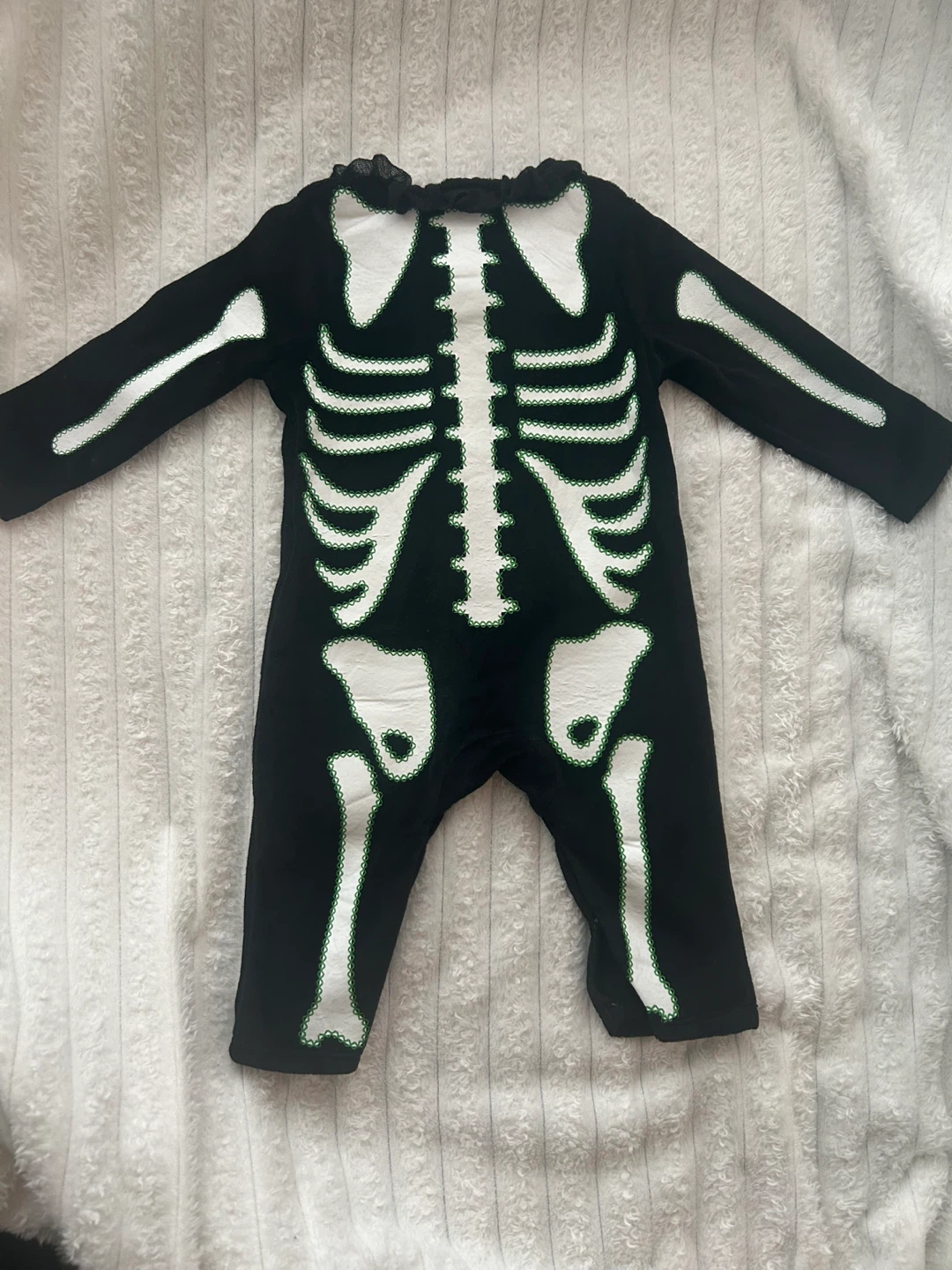 Zara Home Kids Skeleton Glow in the Dark Onesie - photo 2