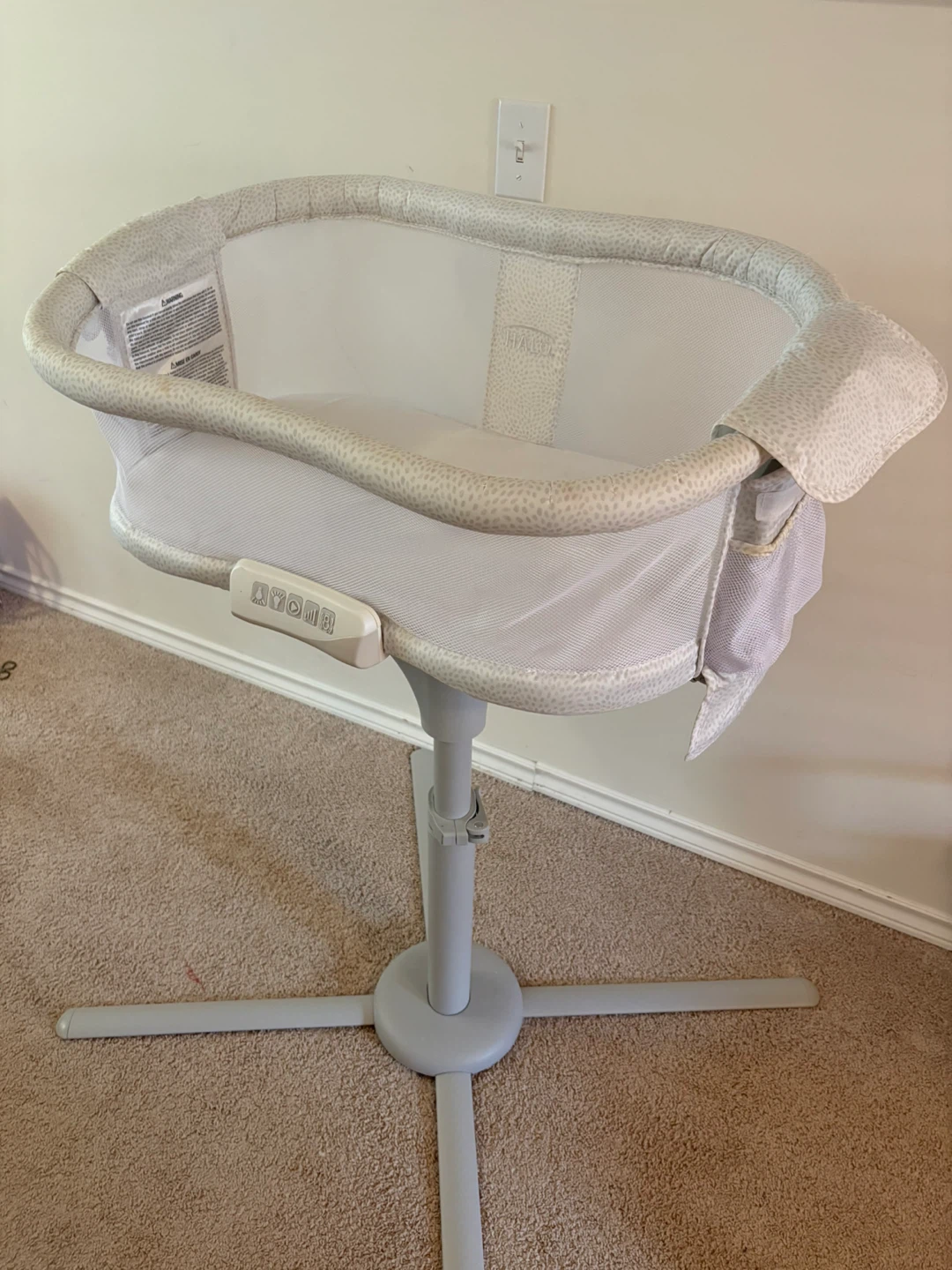 Bundle: Halo Swivel Bassinet + Skip Hop + Diaper Genie - photo 2