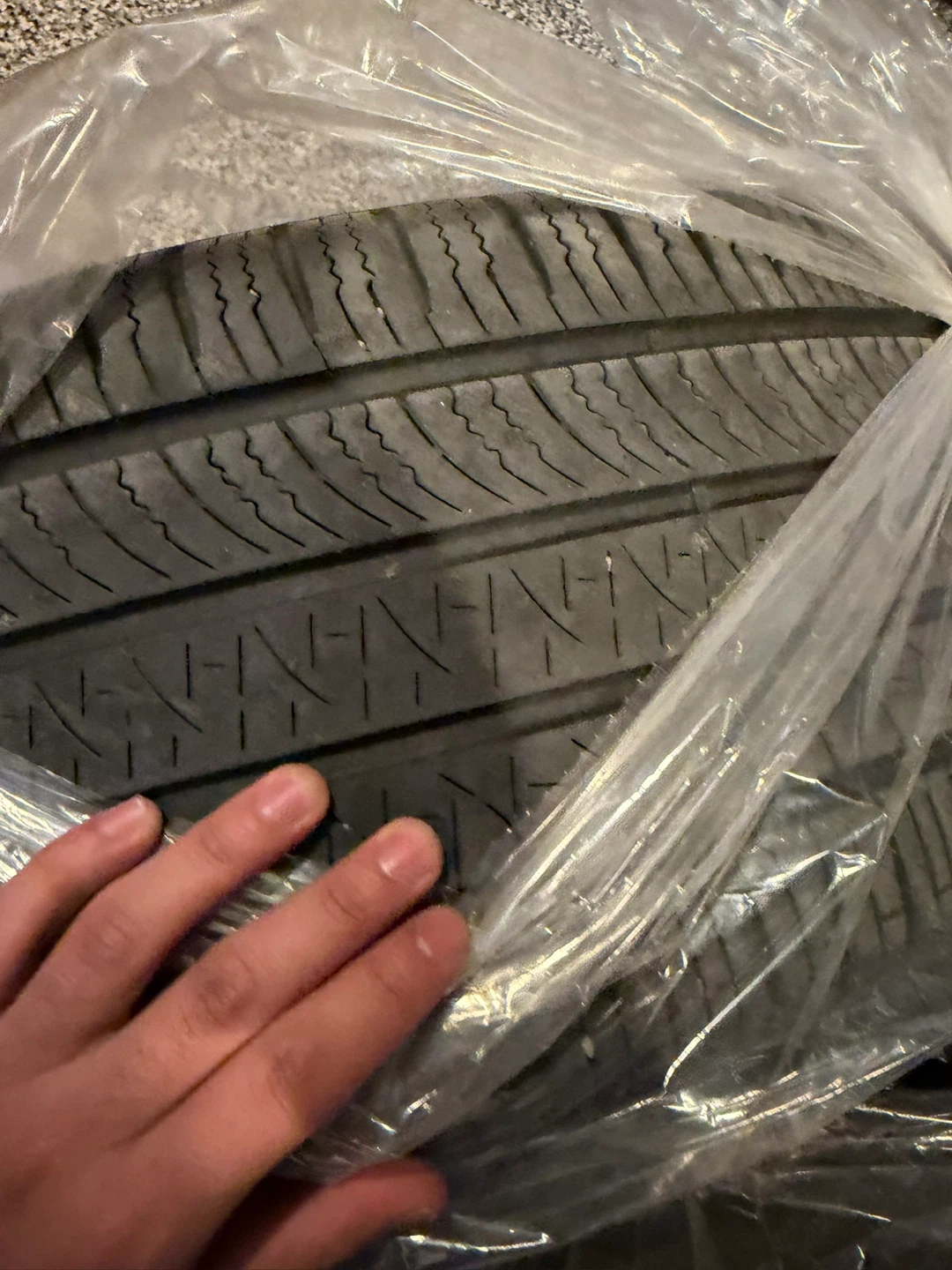 275 45r21 pirelli scorpion zero all season - photo 4